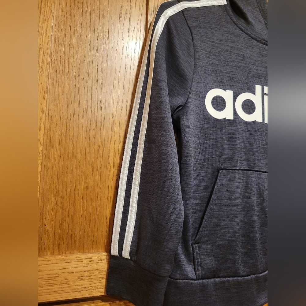 Boys Adidas Black and White Hoodie.  Boys Size 8 - Picture 4 of 8